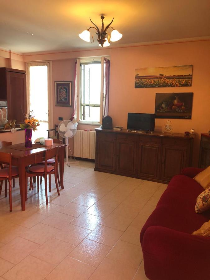 Ferienwohnung Il Girasole Castel Ritaldi Exterior foto