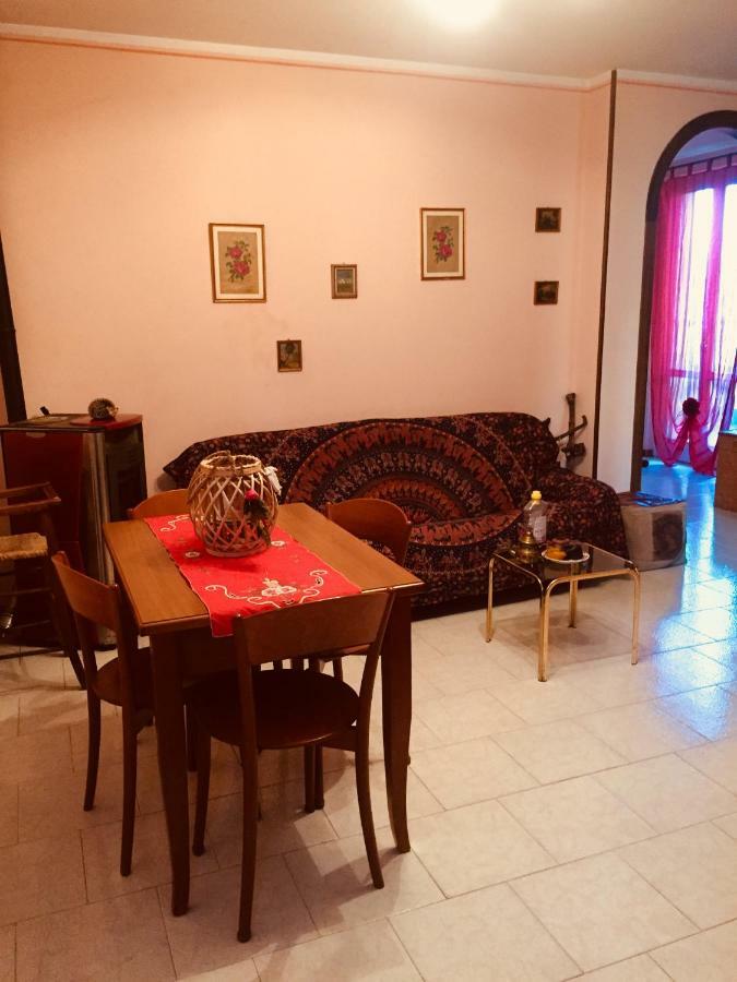 Ferienwohnung Il Girasole Castel Ritaldi Exterior foto