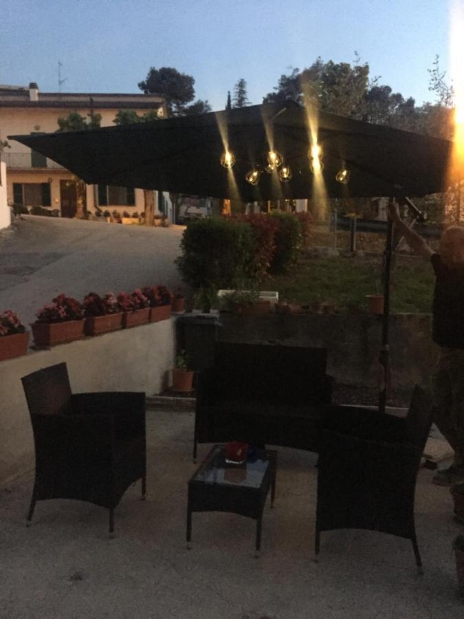 Ferienwohnung Il Girasole Castel Ritaldi Exterior foto